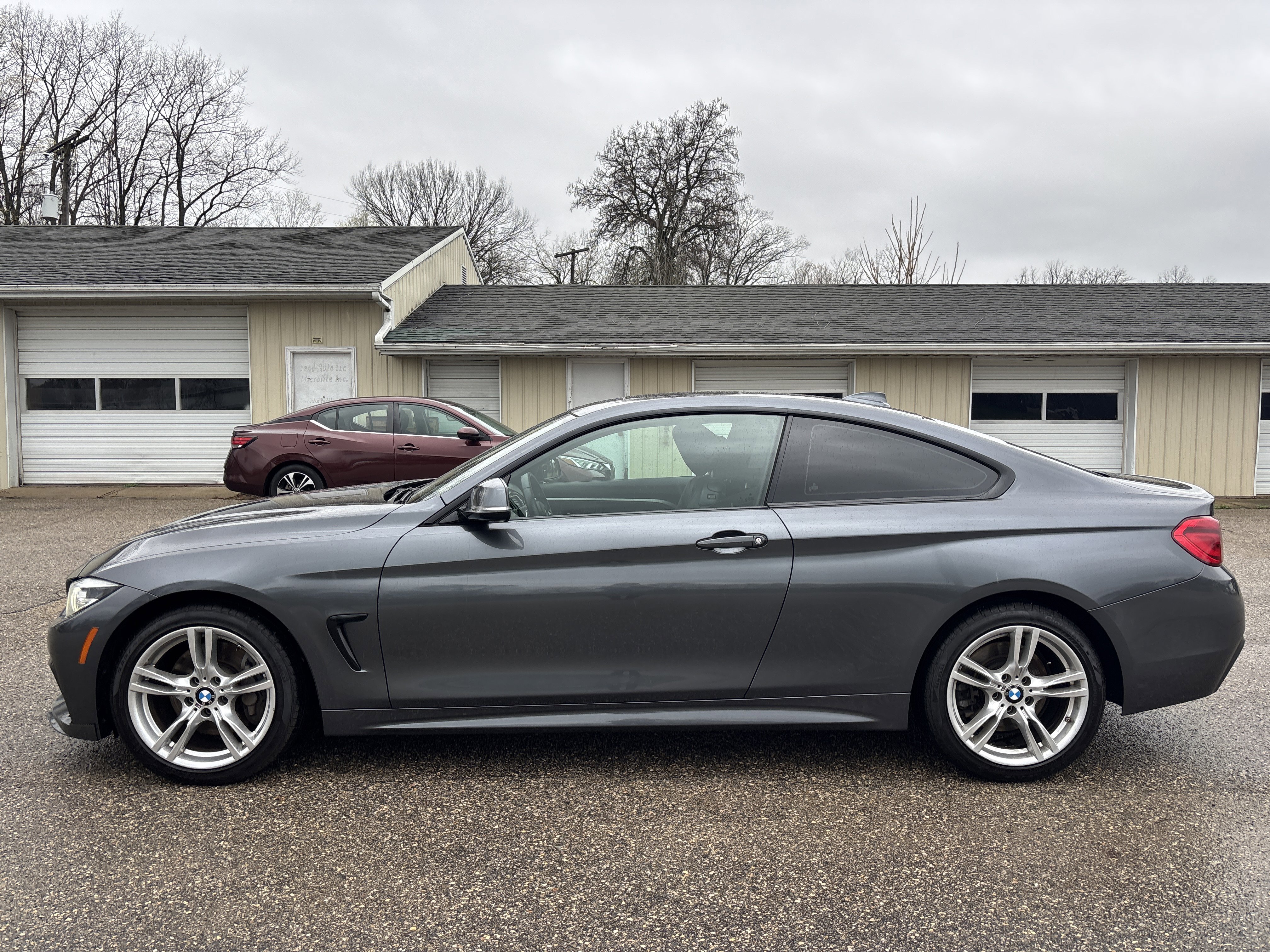 Used 2019 BMW 430i xDrive Coupe w/ M Sport Package image 11