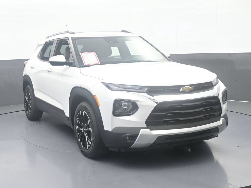 Used 2021 Chevrolet TrailBlazer LT w/ Sun and Liftgate Package FWD image 9