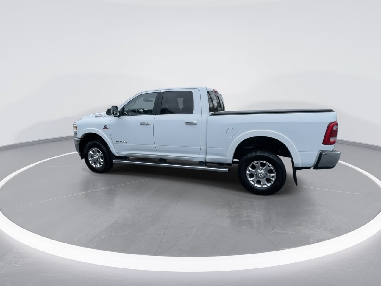 Used 2022 RAM 2500 Laramie AWD/4WD image 5