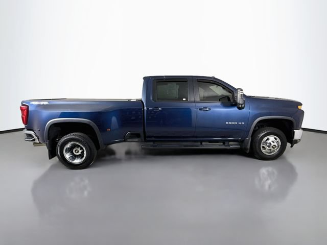 Used 2022 Chevrolet Silverado 3500 LT w/ All Star Edition AWD/4WD image 9