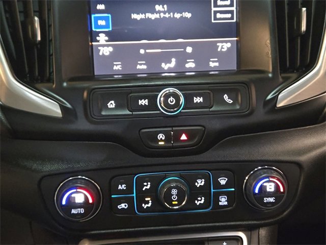 Used 2024 GMC Terrain SLE w/ Driver Convenience Package image 19