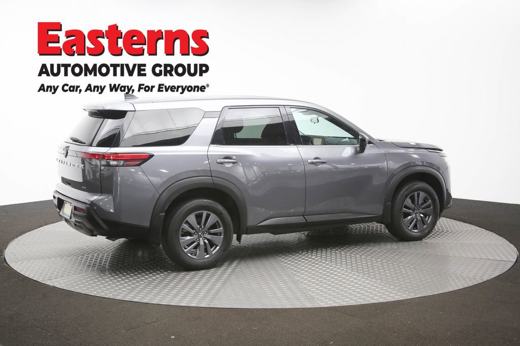 Used 2023 Nissan Pathfinder S AWD/4WD image 51