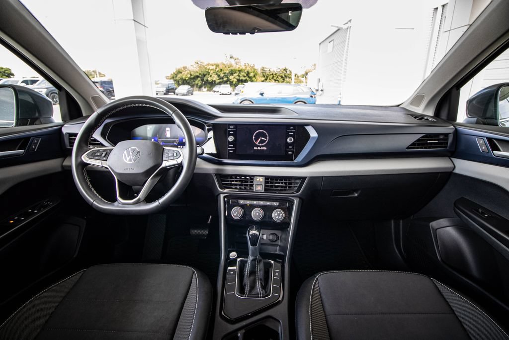 Certified 2023 Volkswagen Taos SE w/ Panoramic Sunroof Package FWD image 29