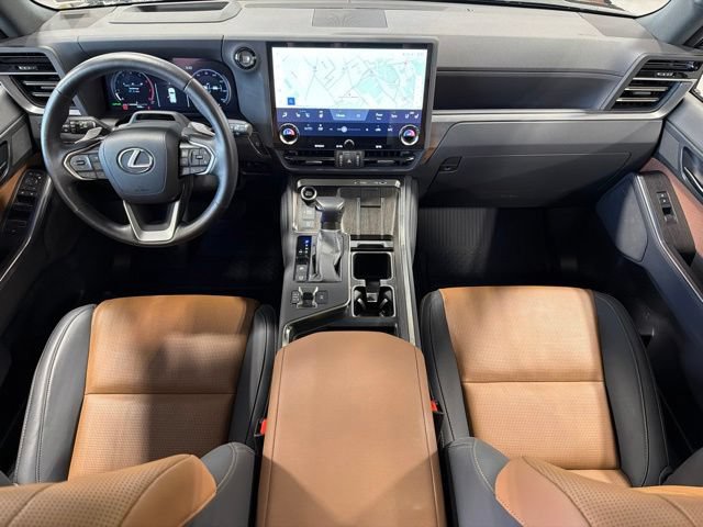 Used 2024 Lexus GX 550 w/ Accessory Package (Z1) AWD/4WD image 25