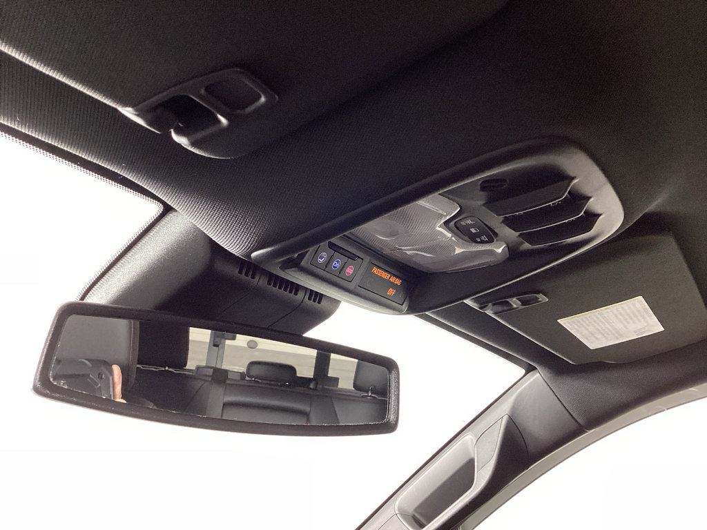 Used 2023 Chevrolet Colorado Z71 w/ Z71 Convenience Package 2 image 29