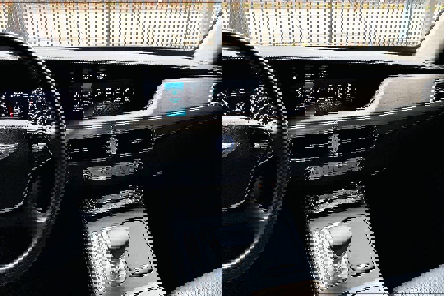 Used 2021 Genesis G90 3.3T Premium image 6