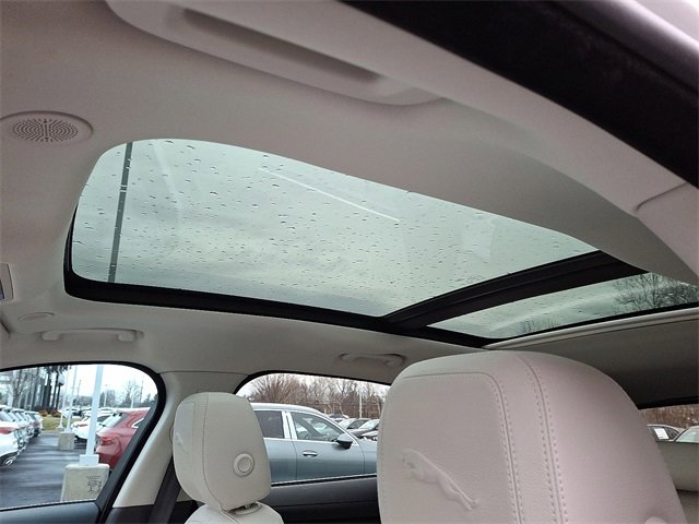 Used 2022 Jaguar F-PACE S image 15