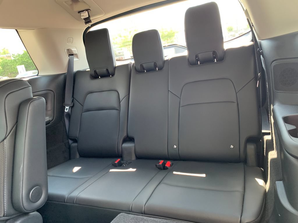 New 2026 Nissan Pathfinder SL w/ SL Premium Package FWD image 26
