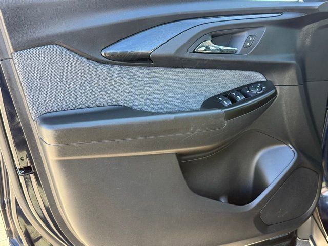 Used 2021 Chevrolet TrailBlazer LT w/ Convenience Package image 14