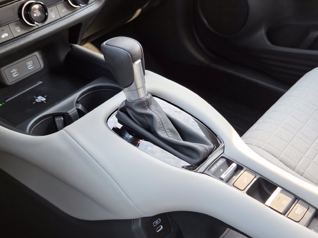 New 2027 Honda HR-V LX image 32