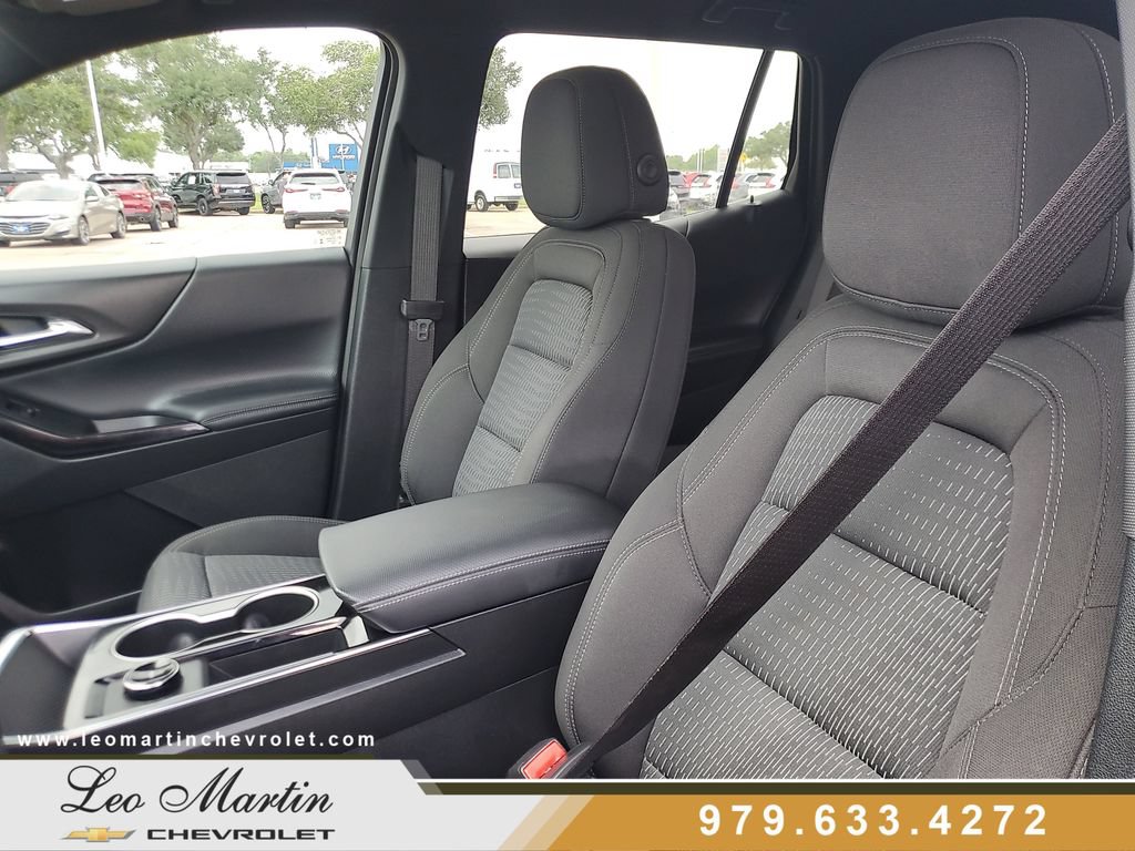 Used 2026 Chevrolet Equinox LT FWD image 12