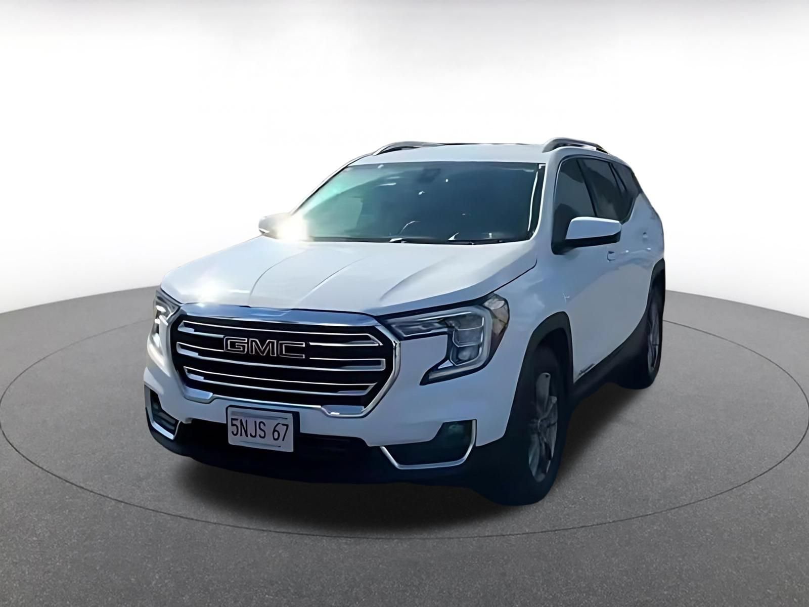Used 2024 GMC Terrain SLT AWD/4WD image 6