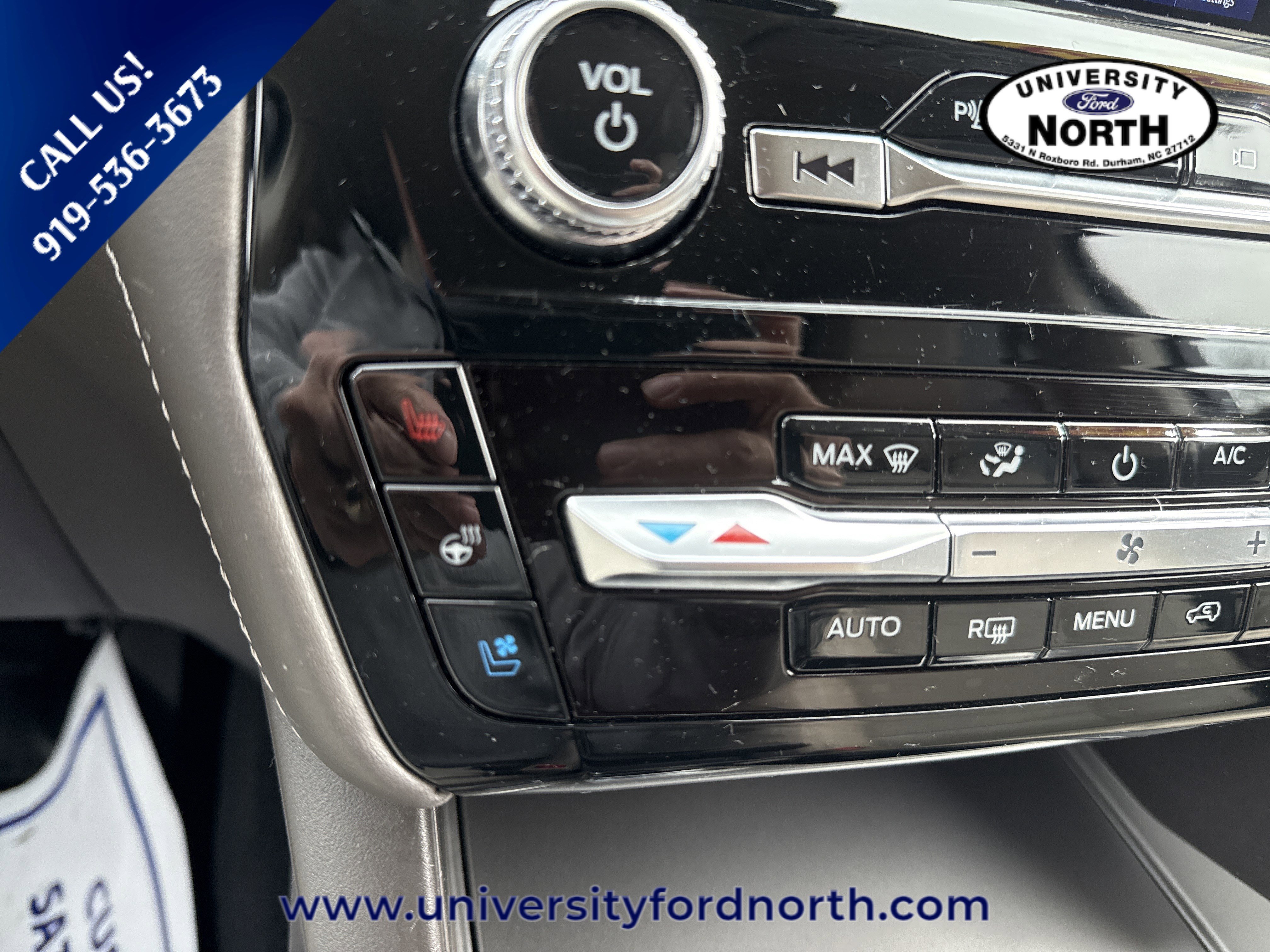 Used 2023 Ford Explorer Platinum w/ Technology Package image 31