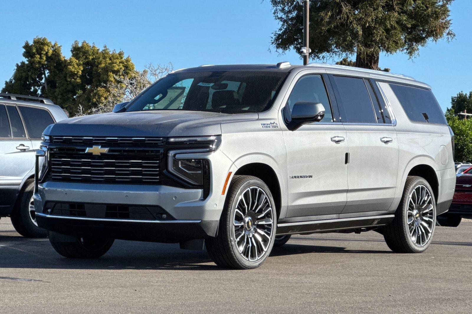 New 2026 Chevrolet Suburban High Country image 9