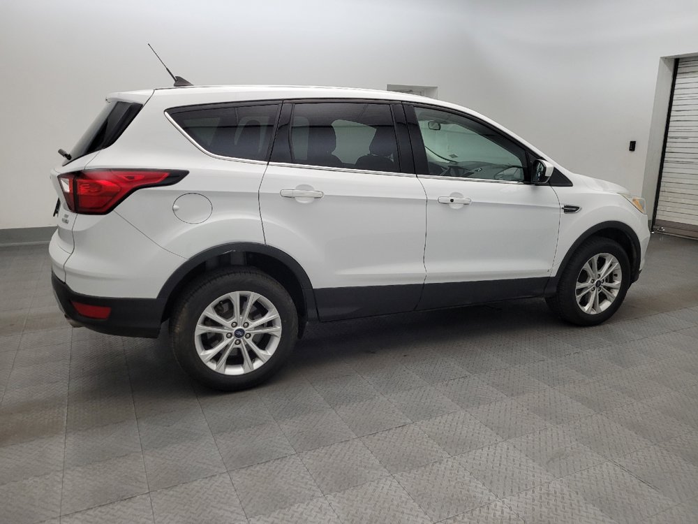 Used 2019 Ford Escape SE AWD/4WD image 10