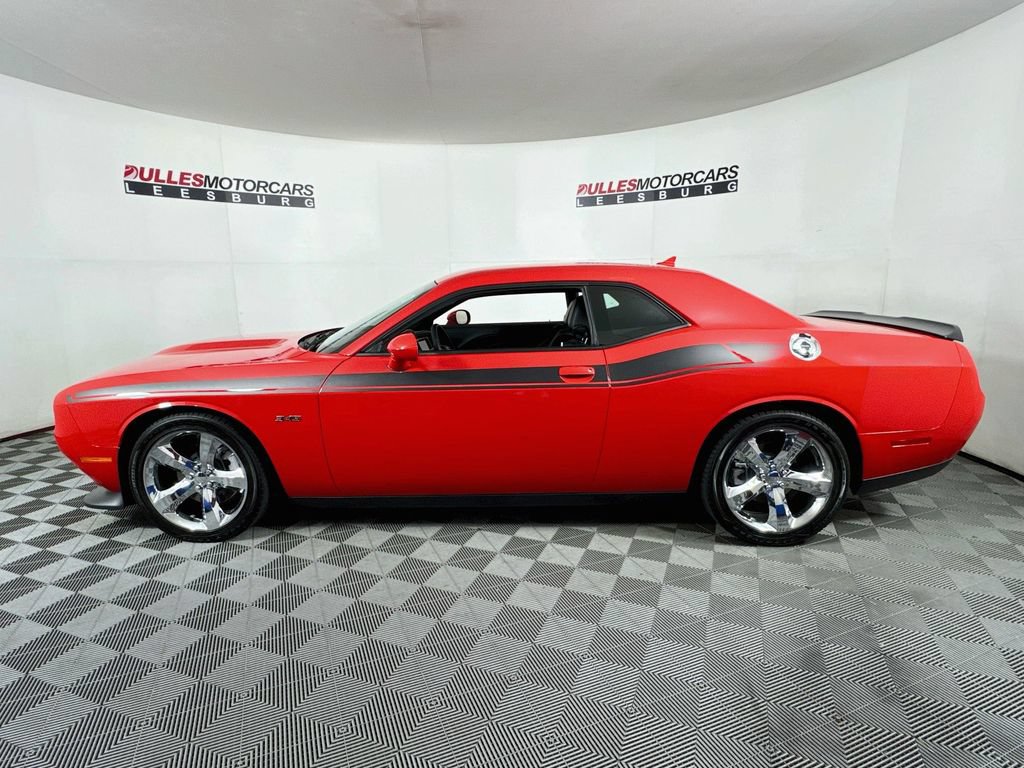 Used 2023 Dodge Challenger R/T w/ Plus Package RWD image 4