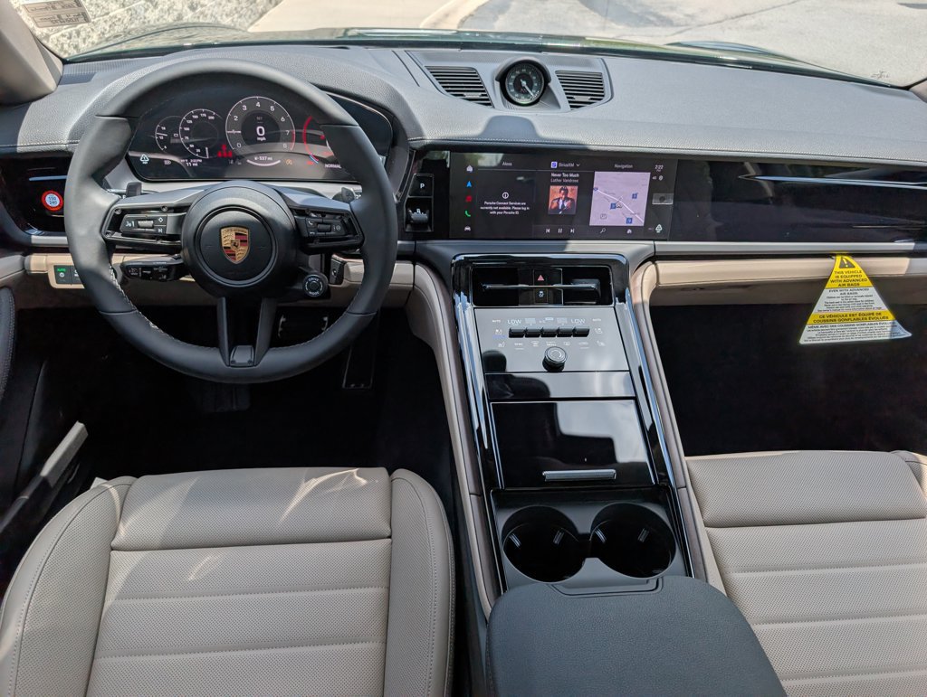 New 2026 Porsche Panamera 4 AWD/4WD image 11