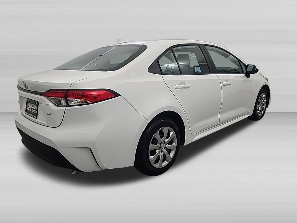 Used 2025 Toyota Corolla LE FWD image 5