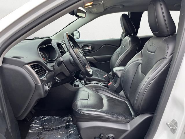 Used 2020 Jeep Cherokee Limited image 11