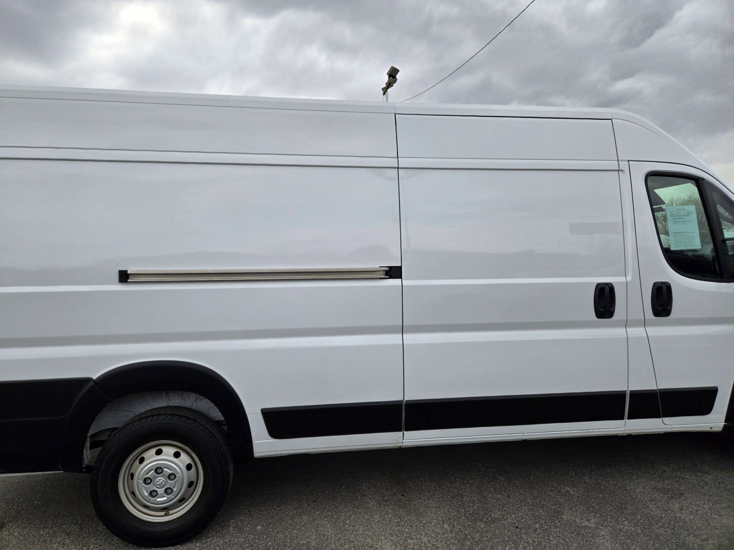Used 2023 RAM ProMaster 3500 w/ Driver Convenience Group FWD image 12