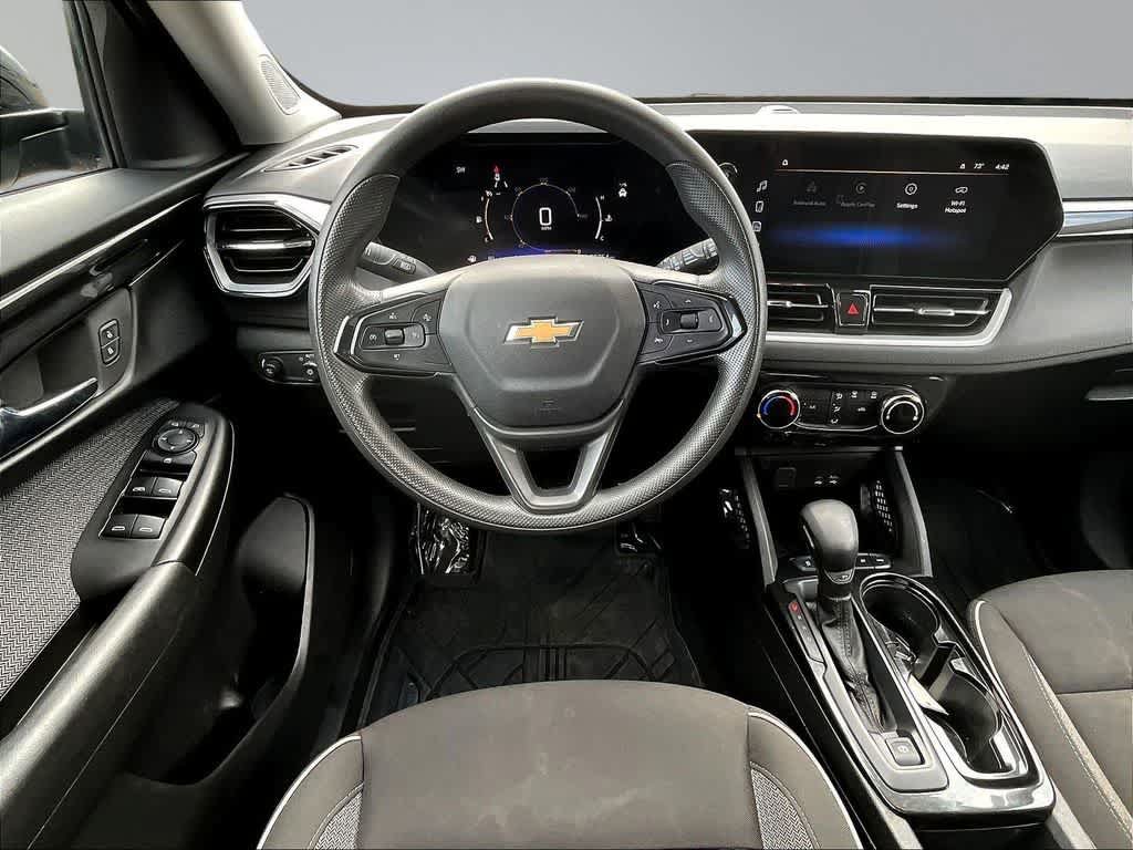 Used 2024 Chevrolet TrailBlazer LT w/ Driver Confidence Package AWD/4WD image 10