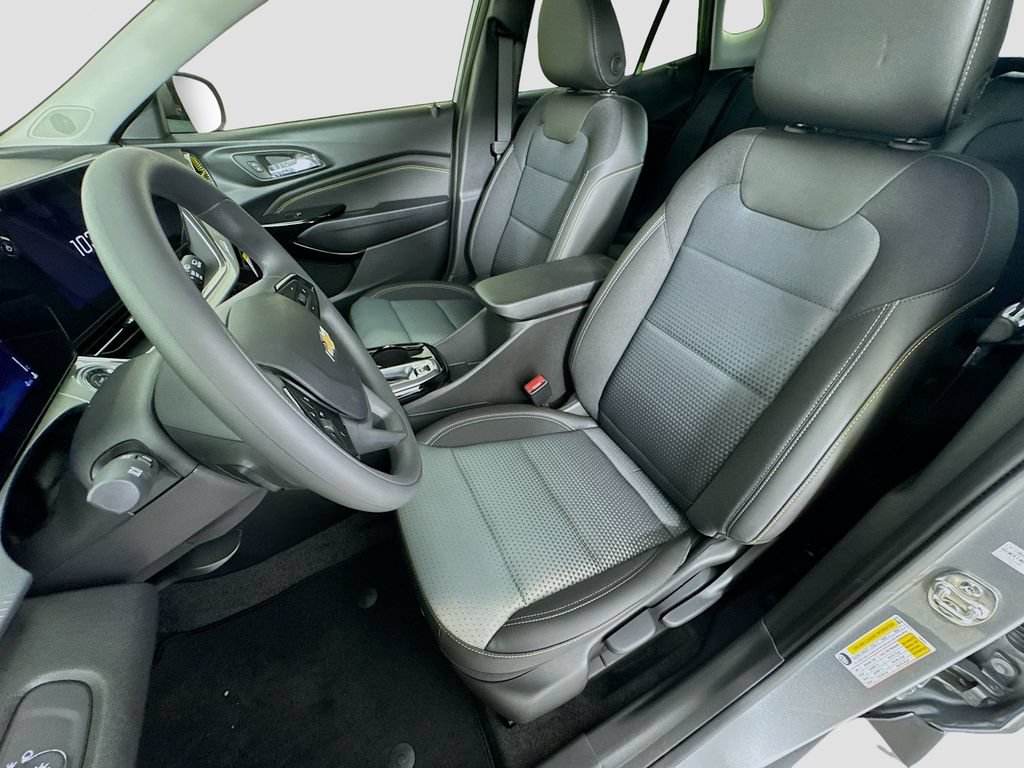 New 2026 Chevrolet Trax LT FWD image 12