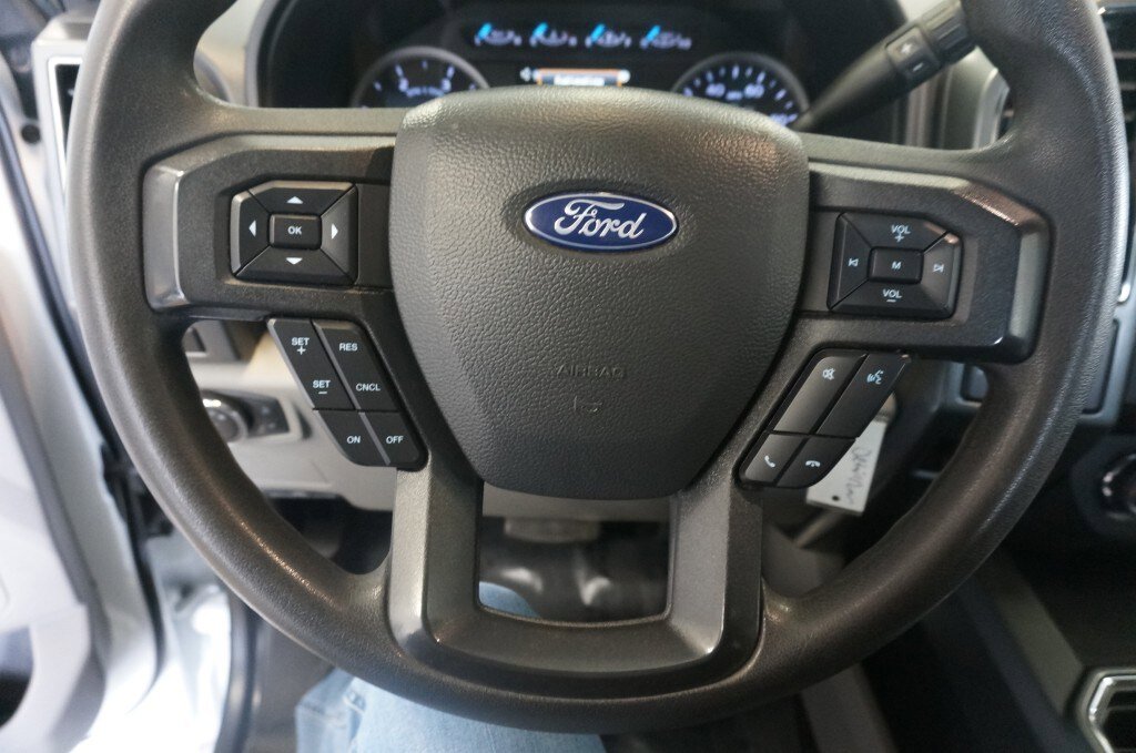 Used 2022 Ford F350 XLT w/ XLT Premium Package AWD/4WD image 16