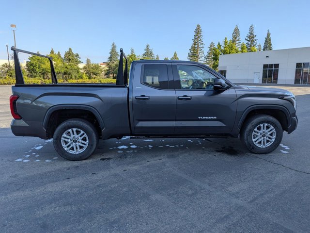 Used 2023 Toyota Tundra SR5 w/ SR5 Premium Package AWD/4WD image 4
