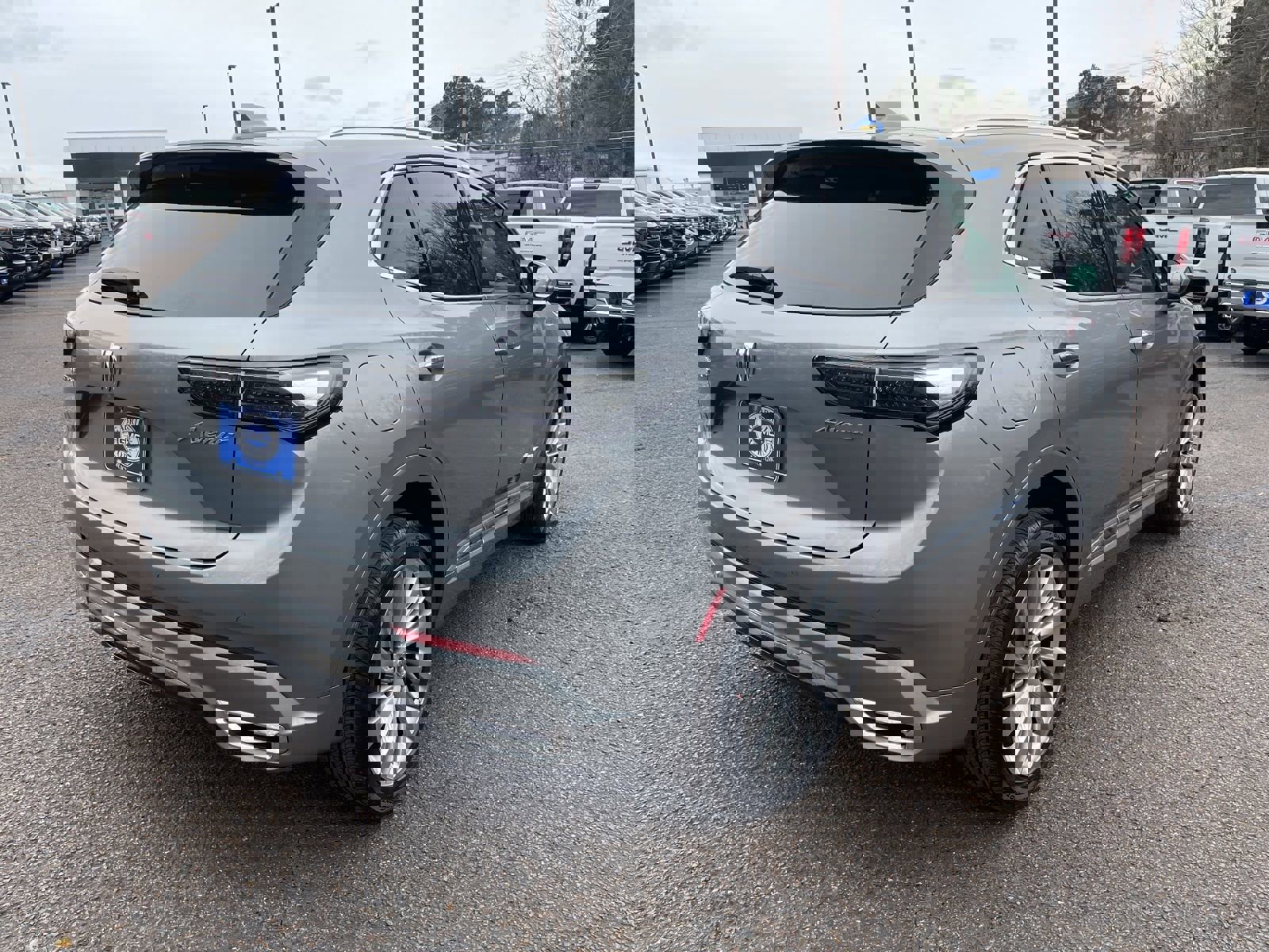 New 2026 Buick Envision Avenir image 5