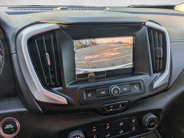 Used 2024 GMC Terrain SLE image 22