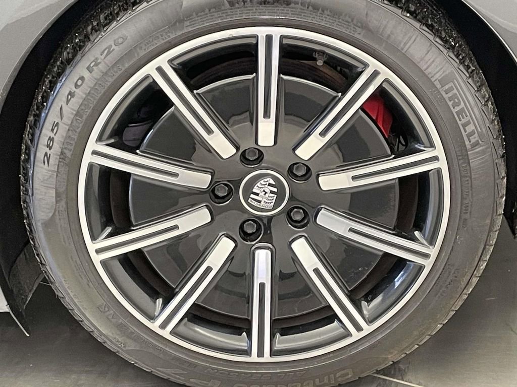 Used 2021 Porsche Taycan 4S image 12