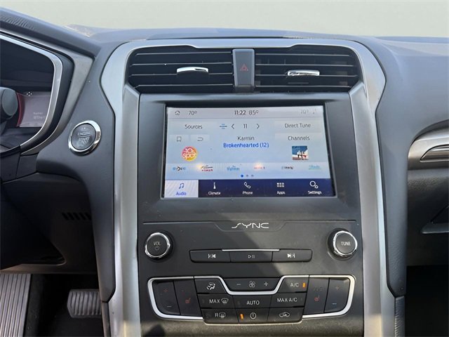 Used 2020 Ford Fusion SEL image 15