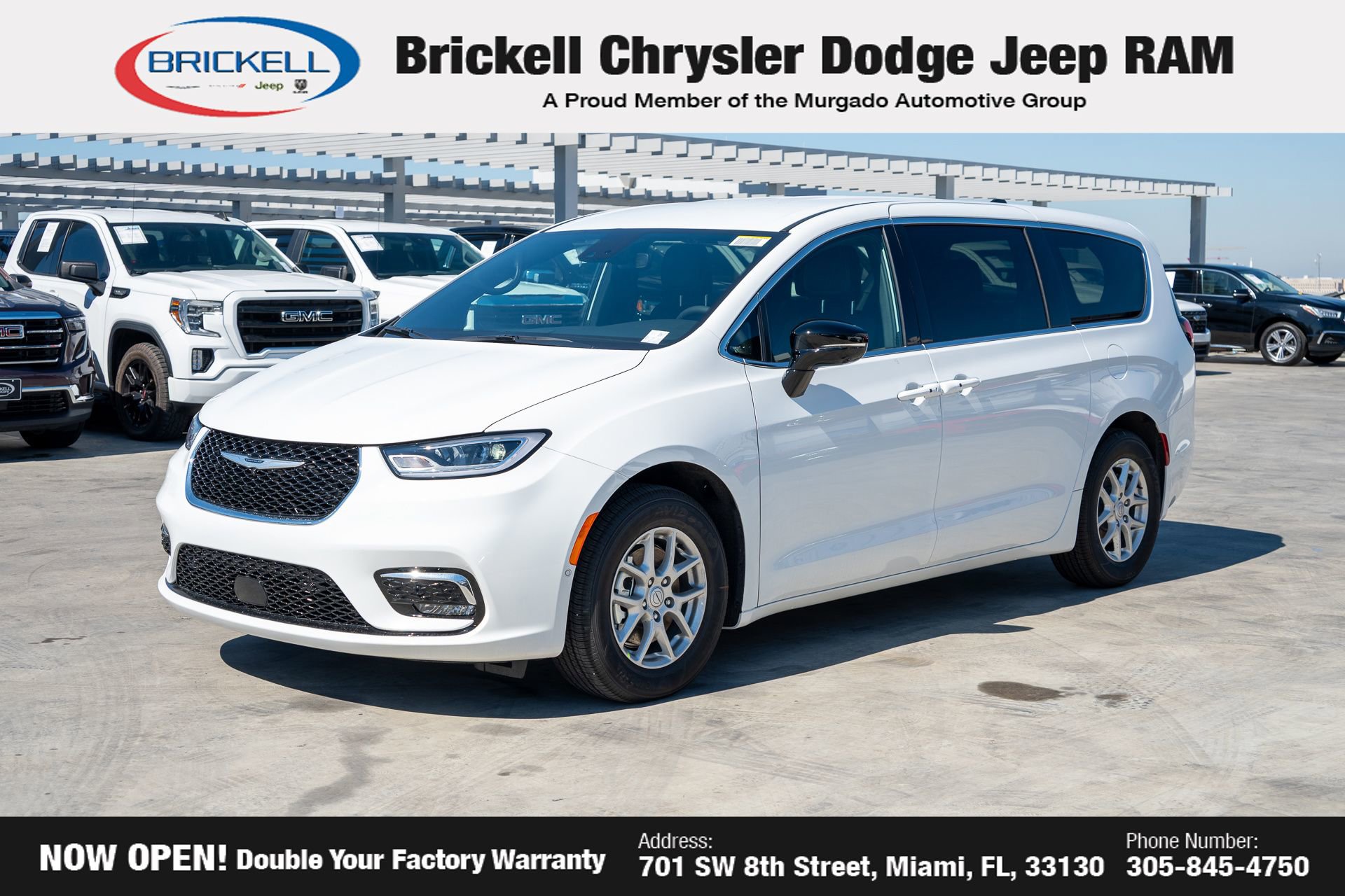 New 2026 Chrysler Pacifica Select image 1