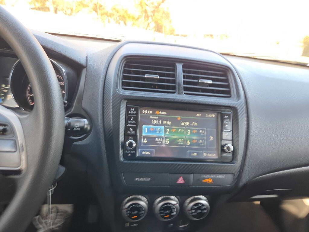 Used 2021 Mitsubishi Outlander Sport ES FWD image 18
