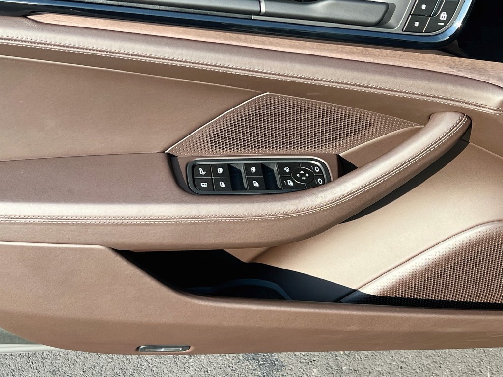 Certified 2025 Porsche Panamera 4S AWD/4WD image 20