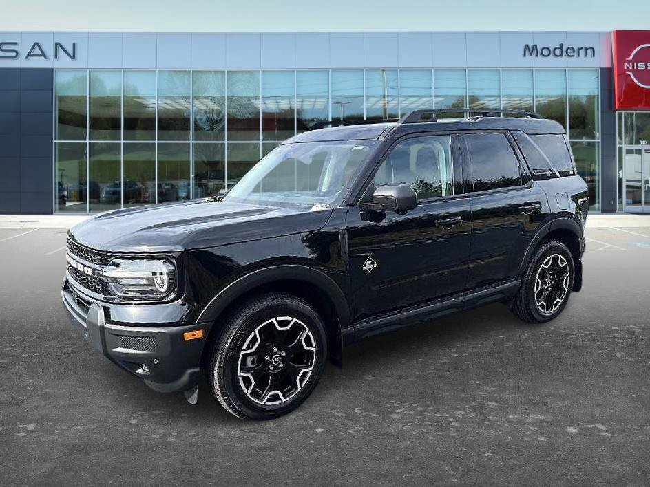Used 2025 Ford Bronco Sport Outer Banks w/ Outer Banks Tech Package+ AWD/4WD image 1