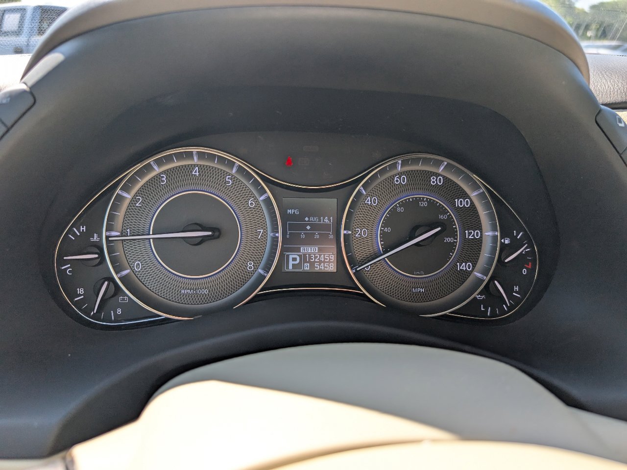 Used 2012 INFINITI QX56 4WD w/ Theater Pkg image 19