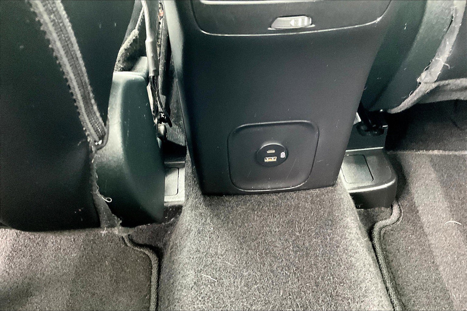 Used 2022 Ford Escape SEL w/ Technology Package AWD/4WD image 39
