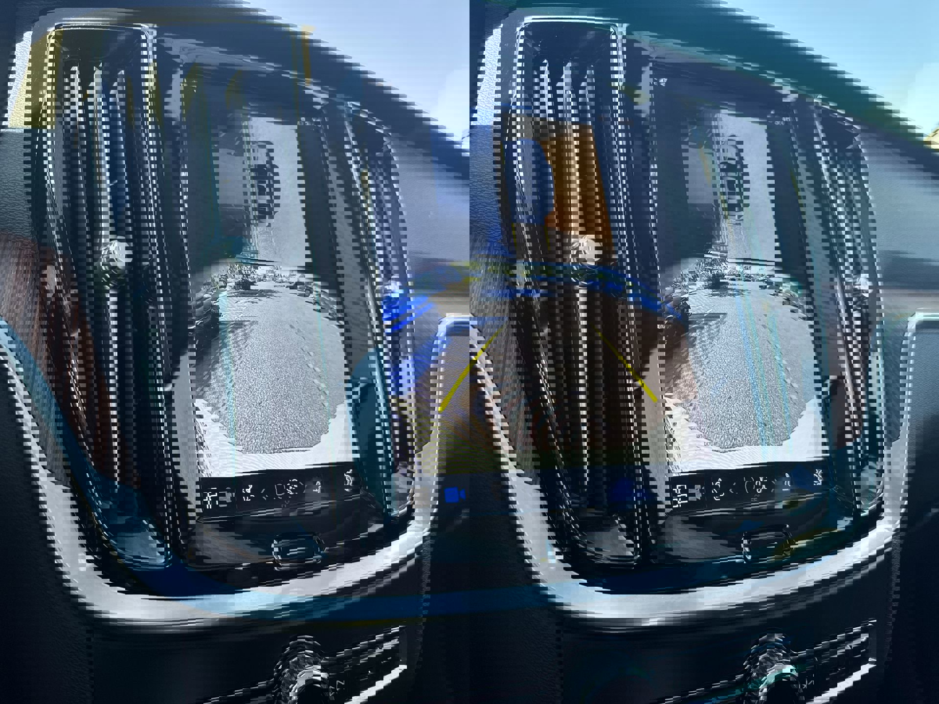 Used 2024 Volvo S60 T8 Plus w/ Climate Package image 15