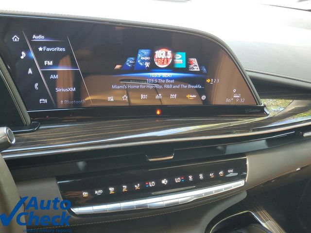 Used 2022 Cadillac Escalade Premium Luxury AWD/4WD image 27