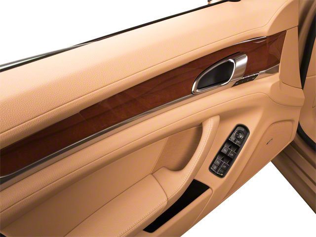 Used 2010 Porsche Panamera Turbo image 9