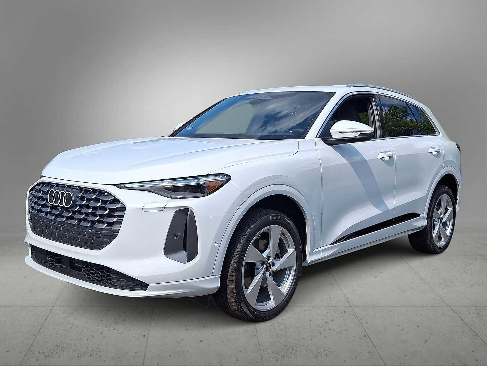 New 2025 Audi Q5 Premium Plus image 1