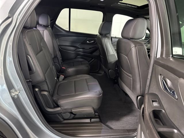 Used 2023 Chevrolet Traverse RS image 27