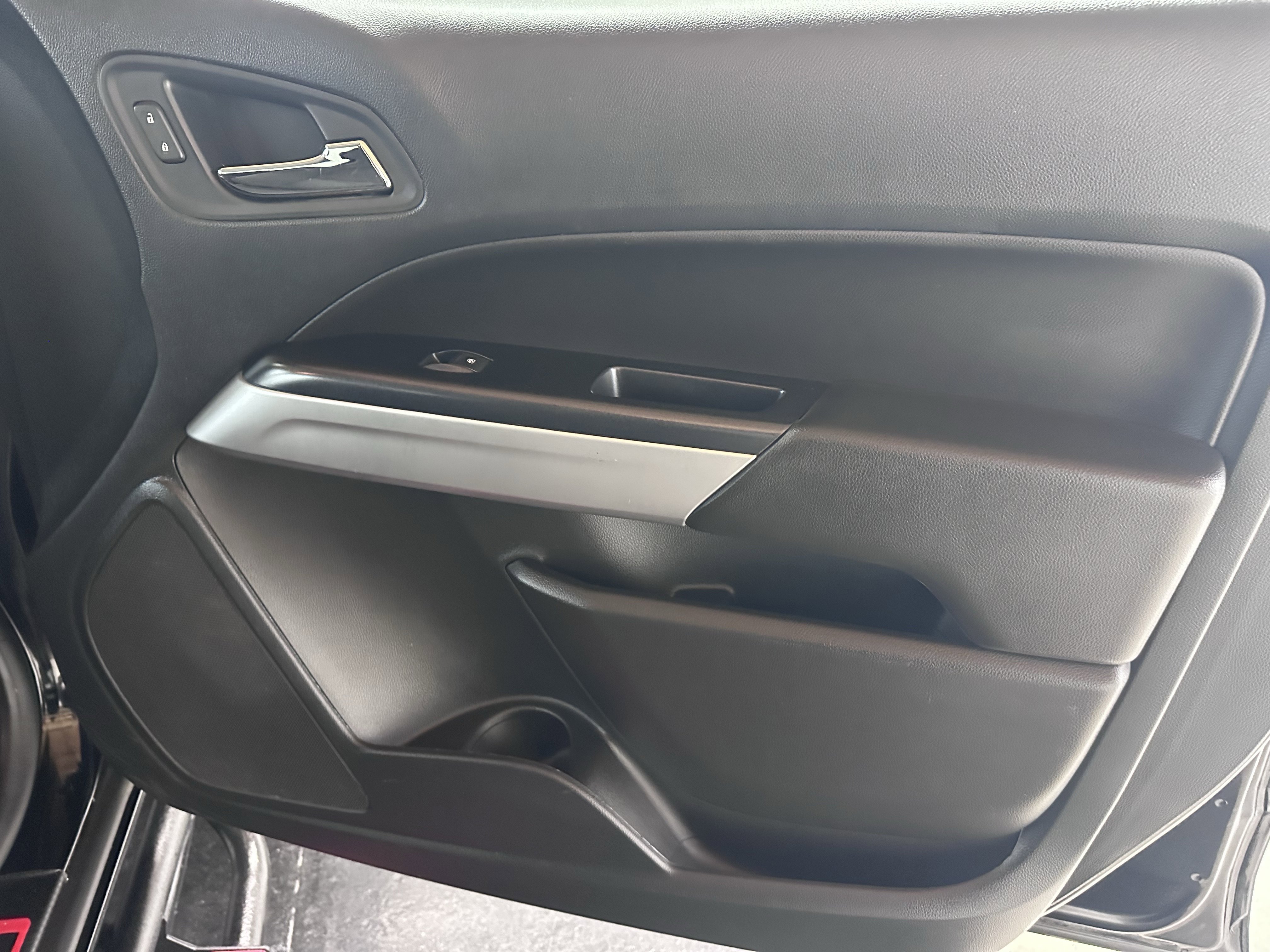 Used 2020 Chevrolet Colorado LT image 27