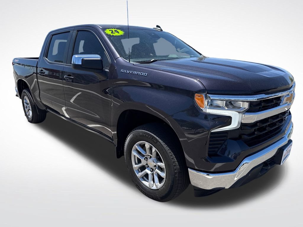 Used 2024 Chevrolet Silverado 1500 LT AWD/4WD image 9