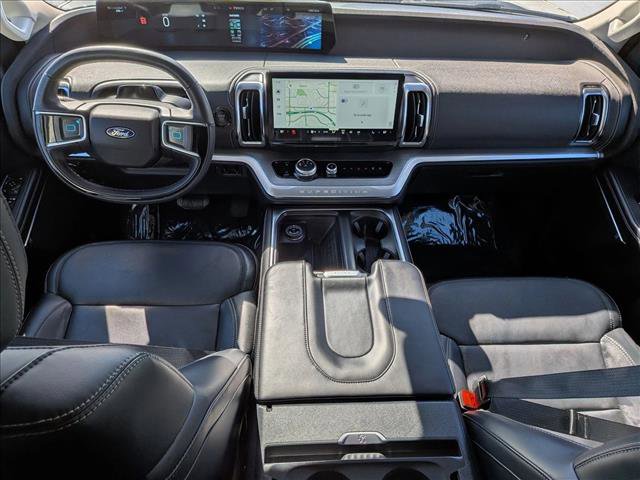 Used 2025 Ford Expedition Platinum AWD/4WD image 20