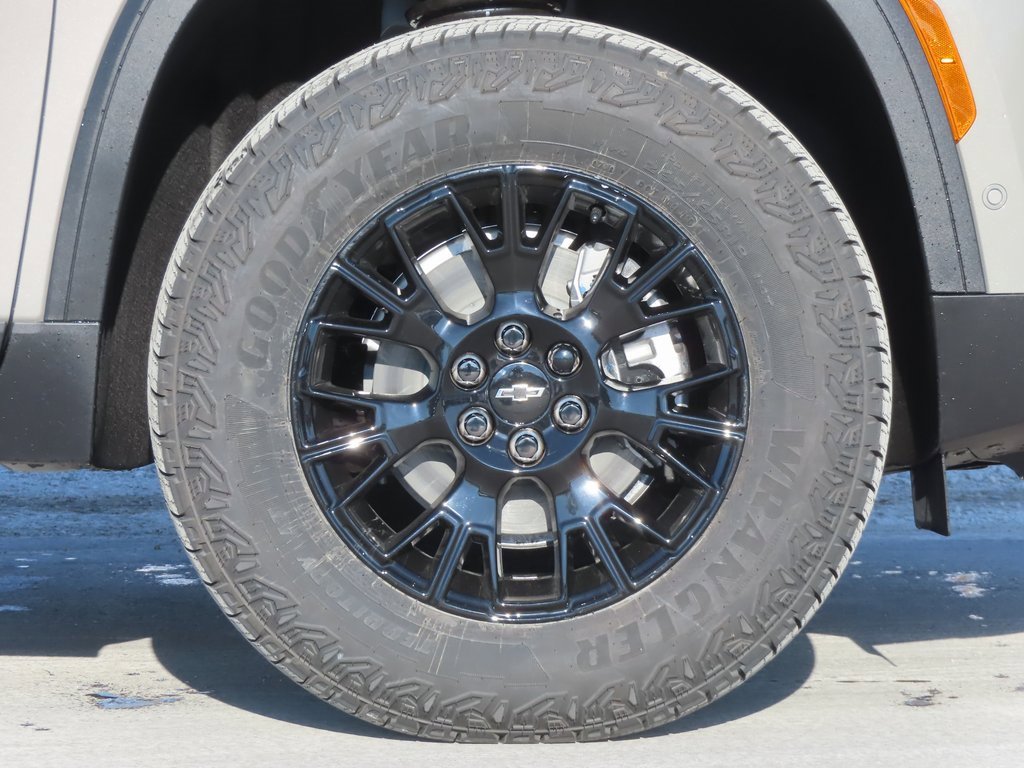 New 2026 Chevrolet Traverse Z71 w/ Enhanced Driving Package image 17