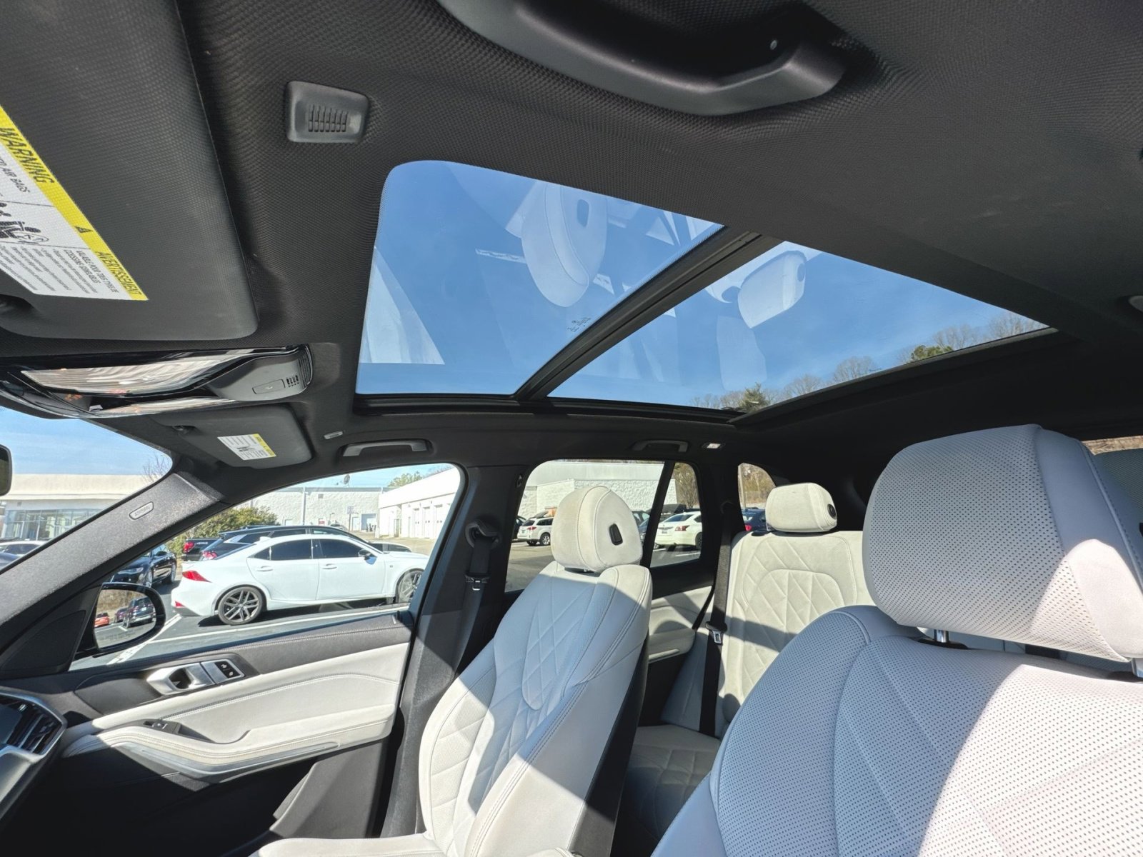 Used 2023 BMW X5 xDrive40i w/ Premium Package image 24