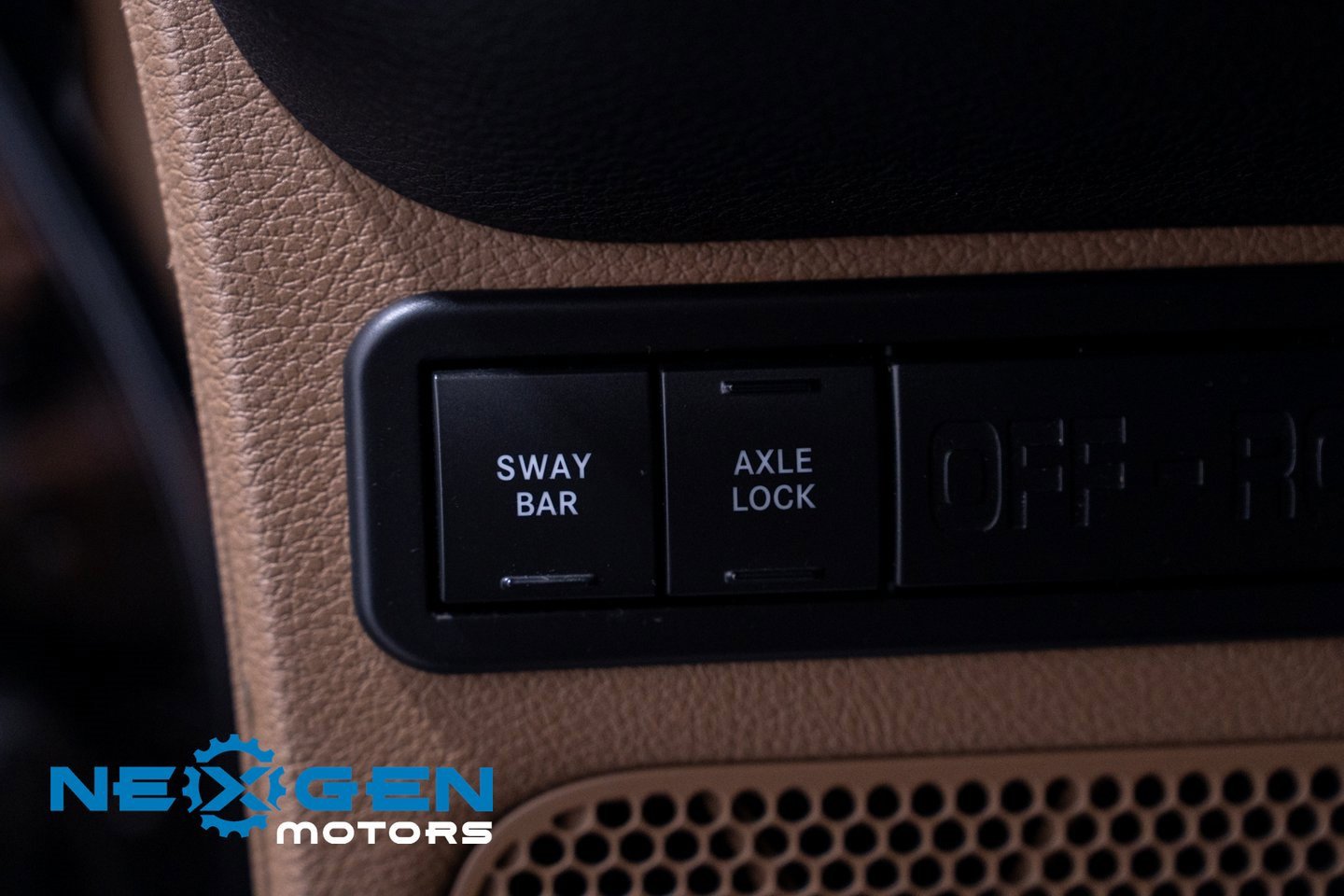 Used 2011 Jeep Wrangler Unlimited Rubicon image 23