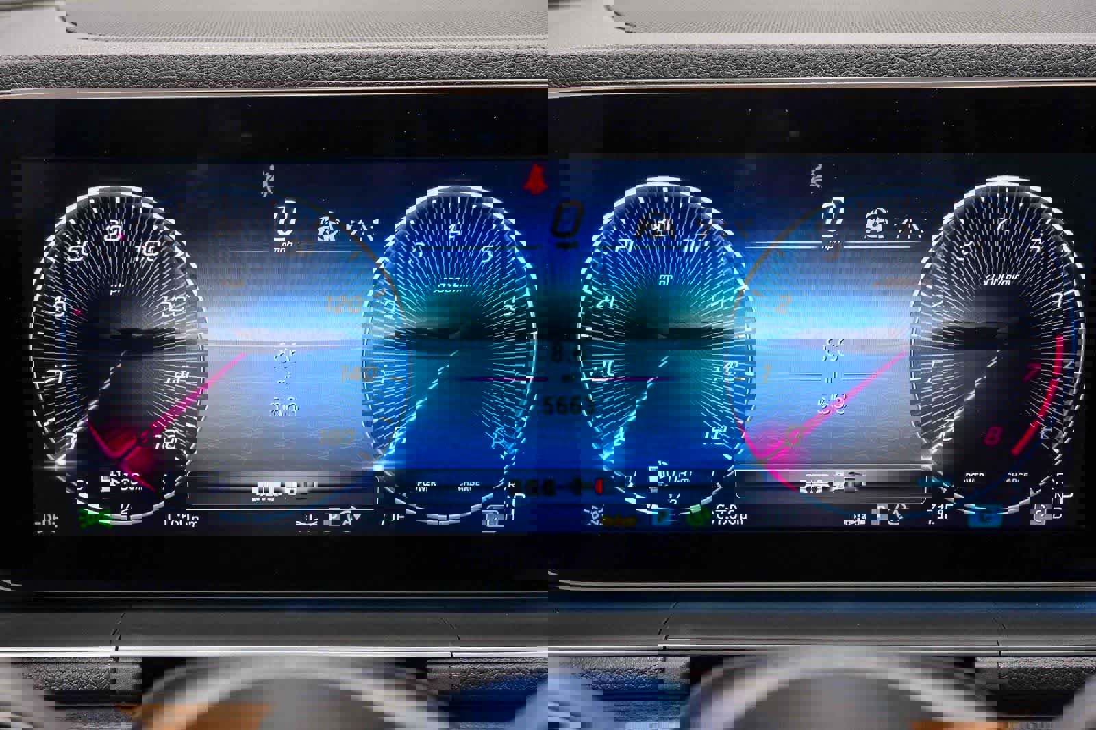 Used 2025 Mercedes-Benz GLE 580 4MATIC image 22